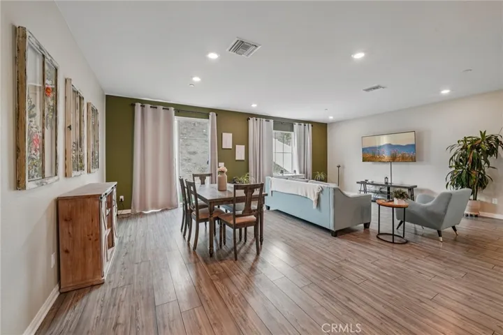 41018 Chambord, Lake Elsinore, California 92532