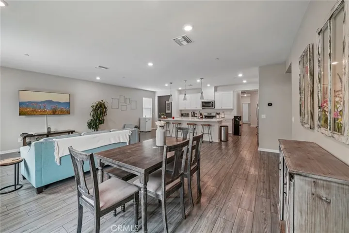 41018 Chambord, Lake Elsinore, California 92532