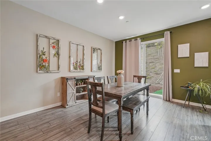 41018 Chambord, Lake Elsinore, California 92532