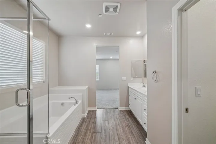 41018 Chambord, Lake Elsinore, California 92532