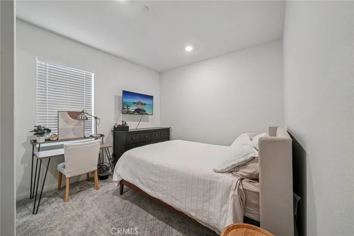41018 Chambord, Lake Elsinore, California 92532