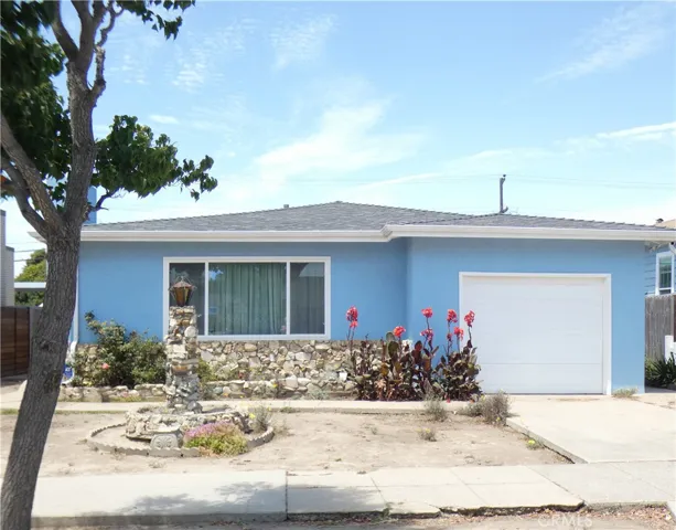 Versatile residence with additional potential