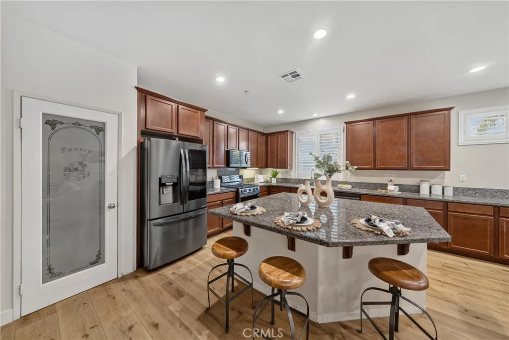 Kitchen 3