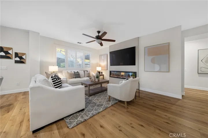 Family room 2