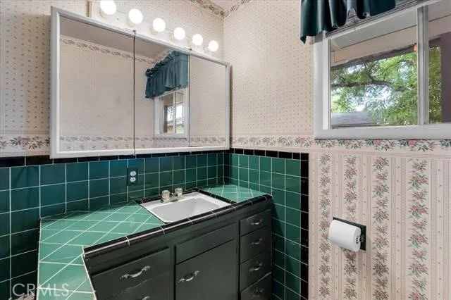 Hall Bathroom