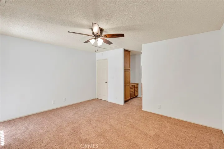 11671 Maple Street, Apple Valley, California 92308