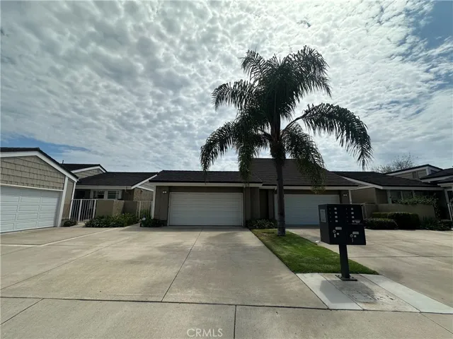 11 Beechwood, Irvine, California 92604