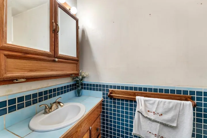 123 Gardenia Way, East Palo Alto, California 94303