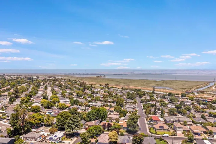123 Gardenia Way, East Palo Alto, California 94303