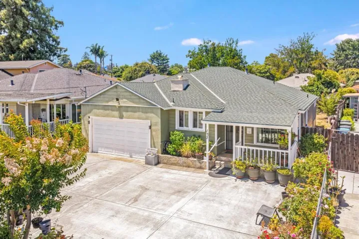 123 Gardenia Way, East Palo Alto, California 94303