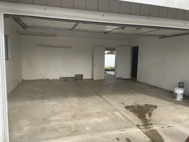 922 E Elm, Tulare, California 93274
