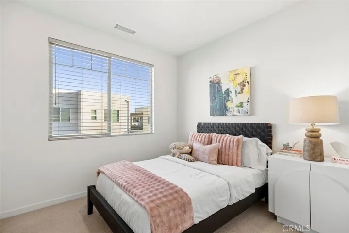 145 Episode, Irvine, California 92618