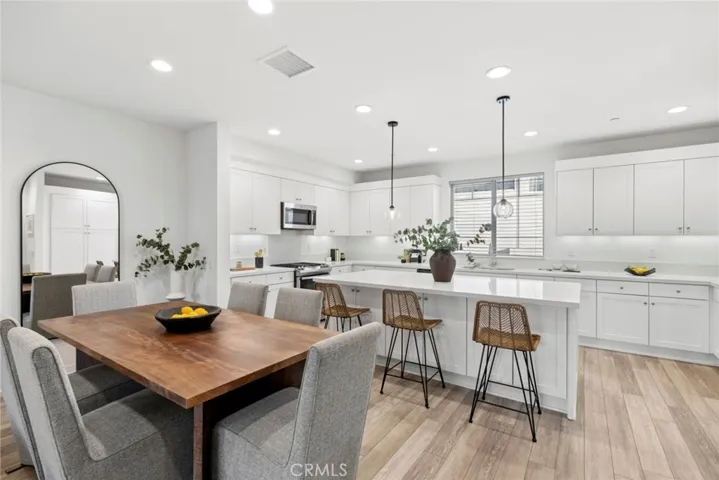 145 Episode, Irvine, California 92618