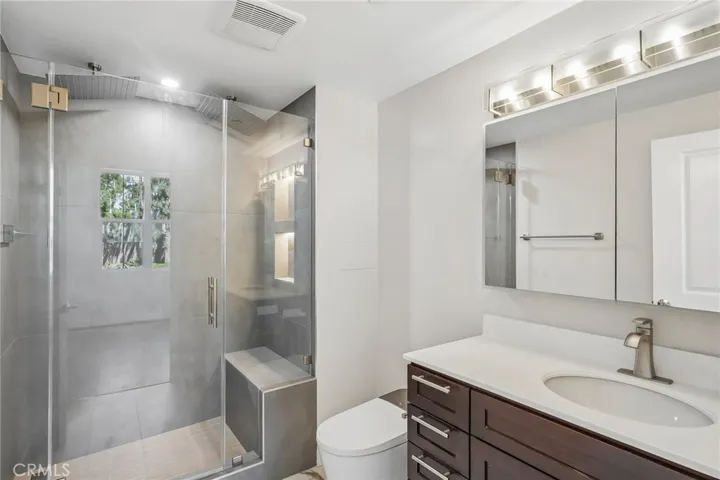 Mind-blowing Bathroom!