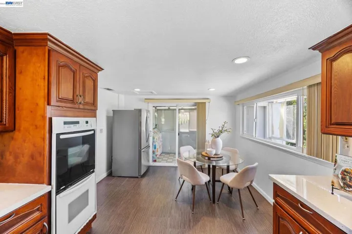 2000 Miramar Ave, Castro Valley, California 94578