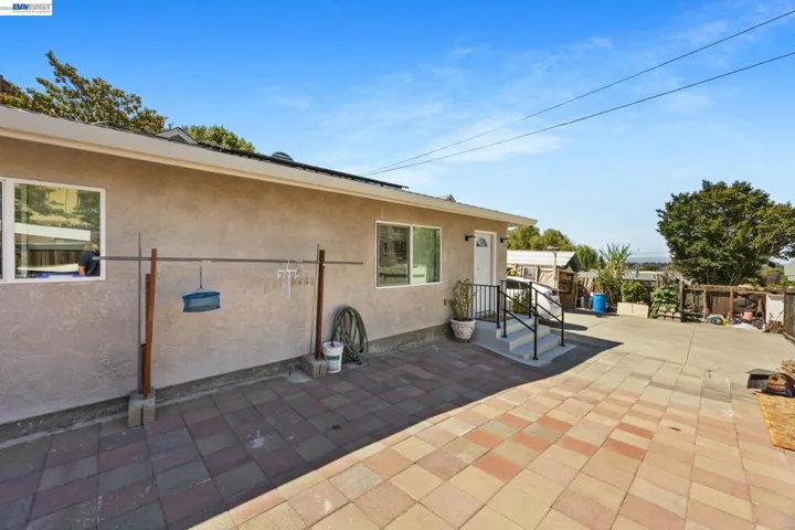 2000 Miramar Ave, Castro Valley, California 94578
