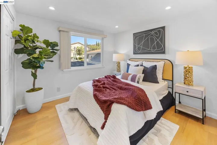 2000 Miramar Ave, Castro Valley, California 94578