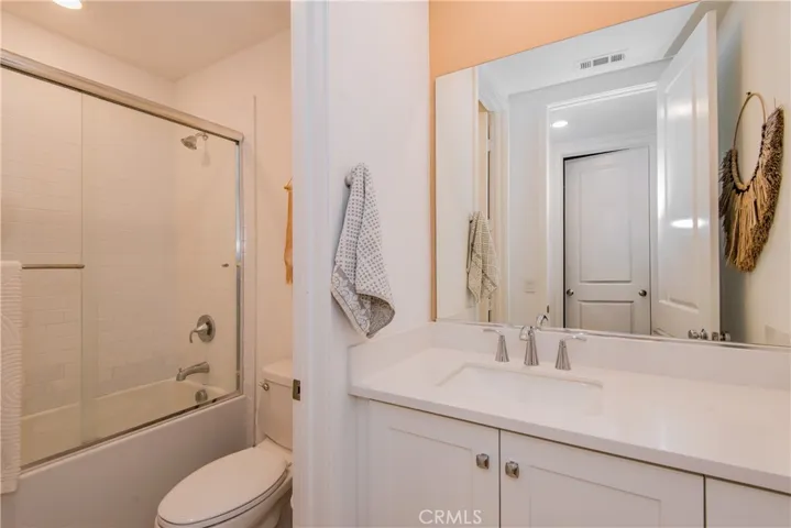 27466 Mercantile Court 203, Valencia, California 91381