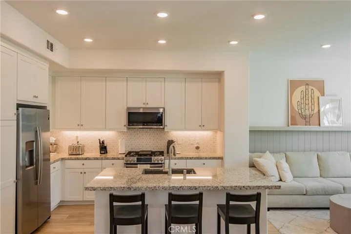 27466 Mercantile Court 203, Valencia, California 91381