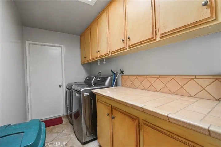 13092 Ranchwood Road, Tustin, California 92782