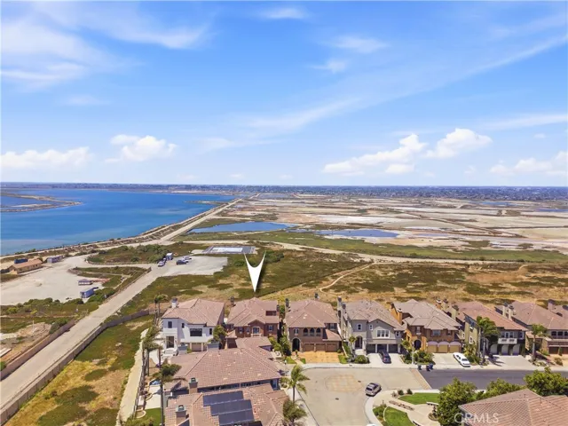 5571 Ocean Terrace, Huntington Beach, California 92648