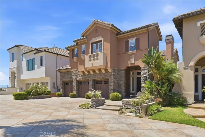 5571 Ocean Terrace, Huntington Beach, California 92648
