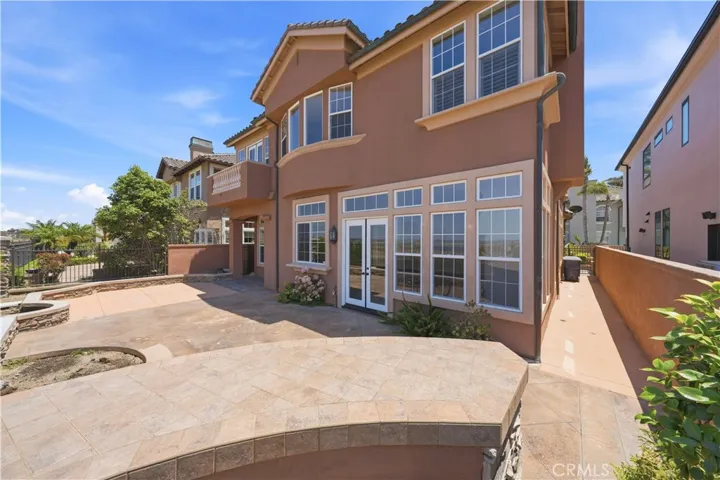 5571 Ocean Terrace, Huntington Beach, California 92648