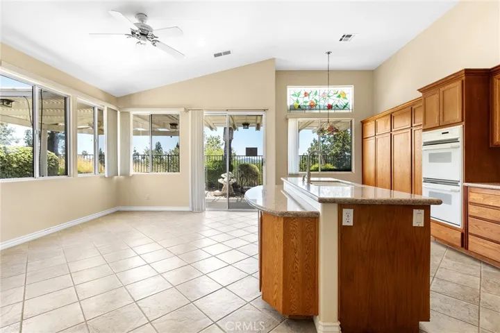 40500 Via Tapadero, Murrieta, California 92562