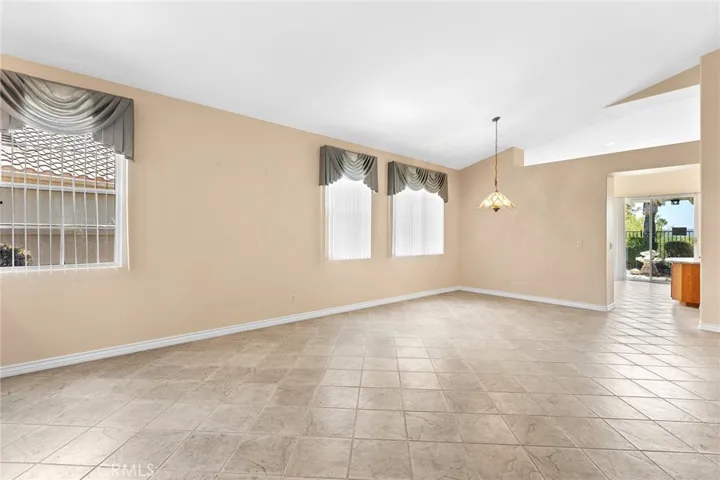 40500 Via Tapadero, Murrieta, California 92562
