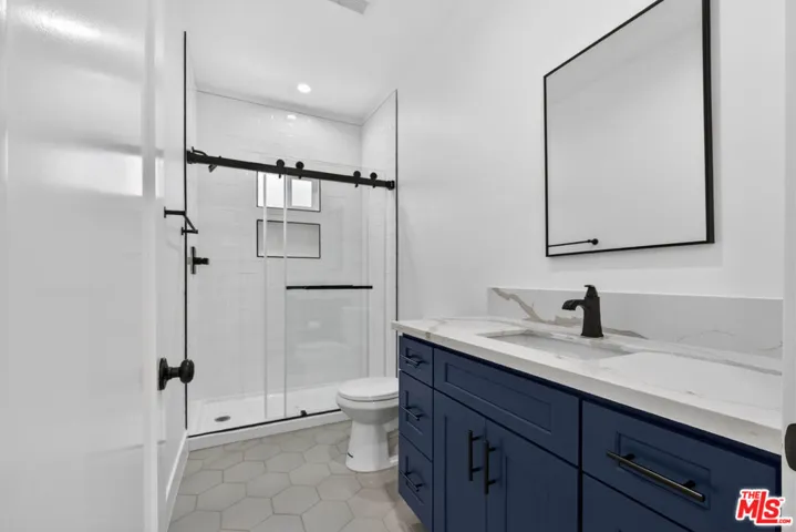 678 E 45th Street, Los Angeles, California 90011