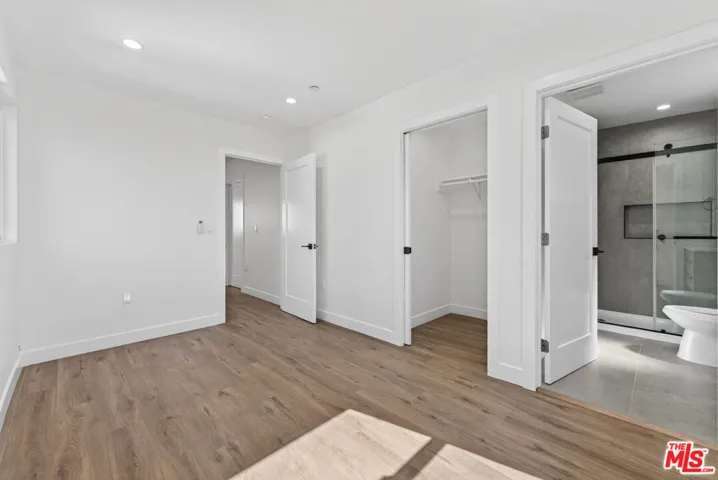 678 E 45th Street, Los Angeles, California 90011