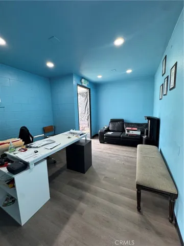 26502 Ruether Avenue 116, Santa Clarita, California 91350