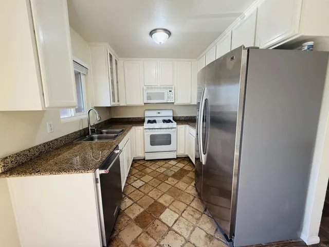 502 Calle Montecito 18, Oceanside, California 92057