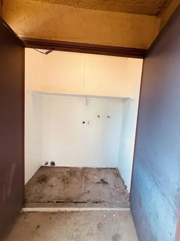 Washer and electric dryer hook ups