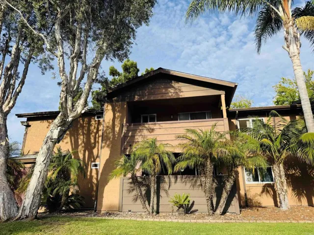 502 Calle Montecito 18, Oceanside, California 92057