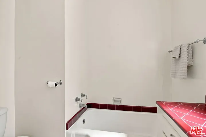 801 W Columbia Street, Long Beach, California 90806