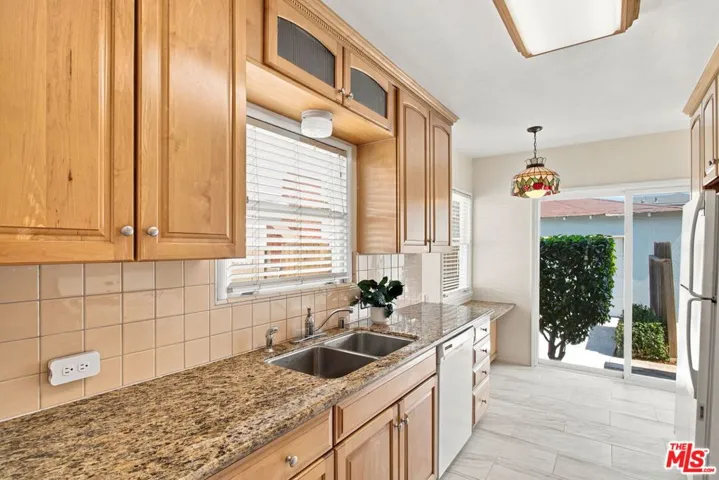 801 W Columbia Street, Long Beach, California 90806