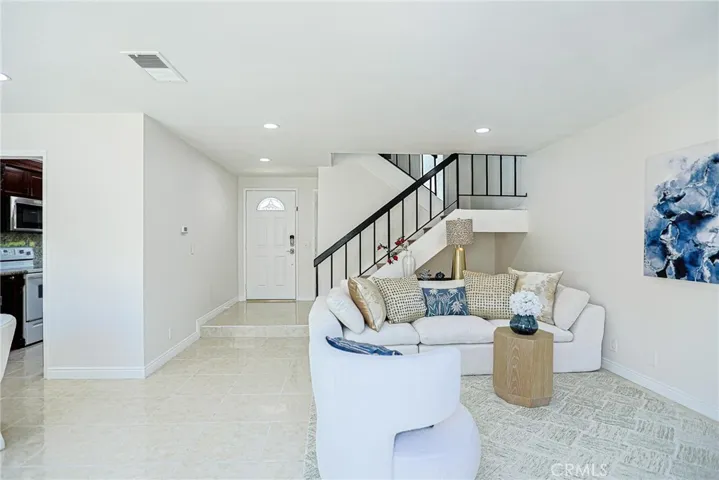 8 Fuchsia, Irvine, California 92604