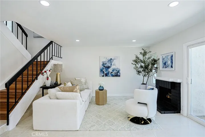 8 Fuchsia, Irvine, California 92604