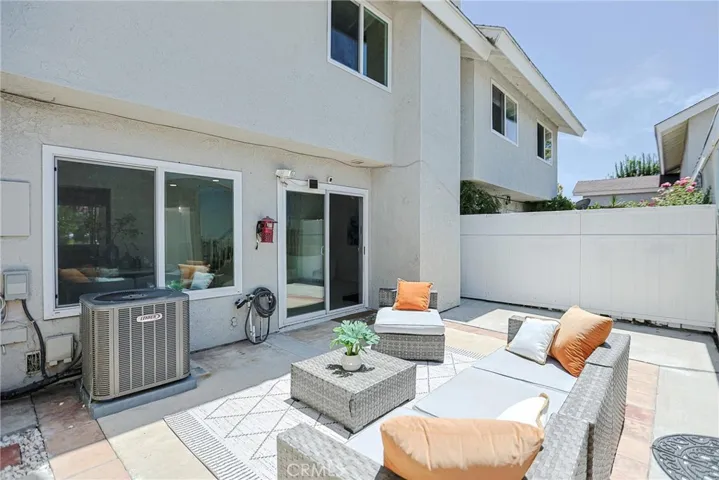 8 Fuchsia, Irvine, California 92604