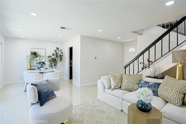 8 Fuchsia, Irvine, California 92604