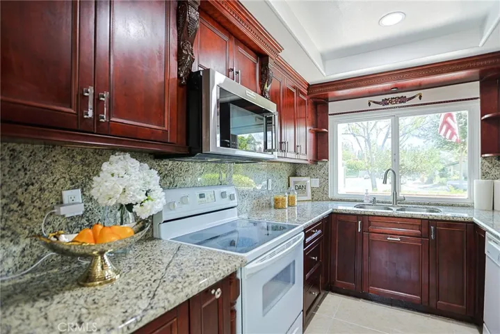 8 Fuchsia, Irvine, California 92604