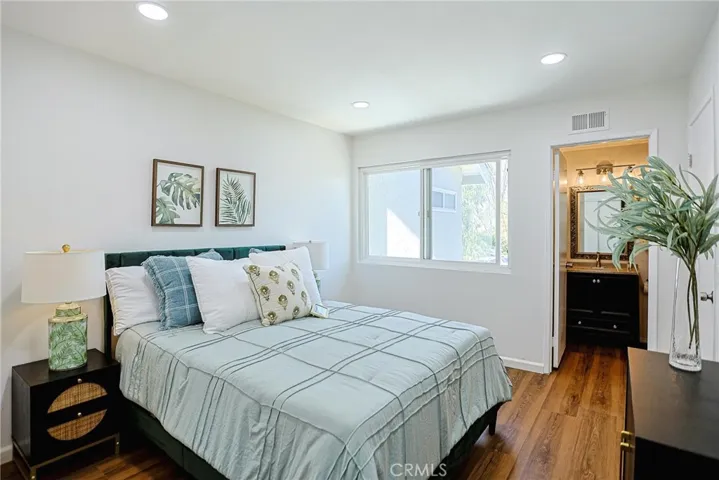 8 Fuchsia, Irvine, California 92604