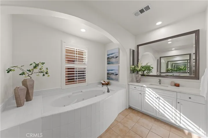 2 Conifer, Irvine, California 92620