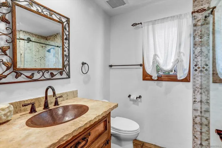 16722 Via Lago Azul, Rancho Santa Fe, California 92067
