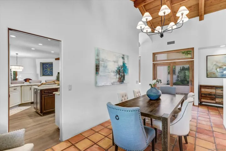 16722 Via Lago Azul, Rancho Santa Fe, California 92067