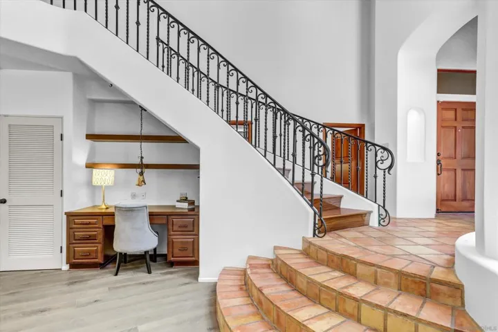 16722 Via Lago Azul, Rancho Santa Fe, California 92067