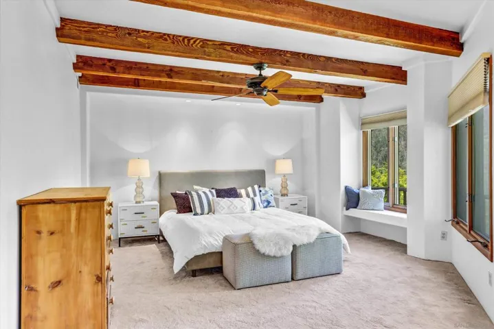 16722 Via Lago Azul, Rancho Santa Fe, California 92067