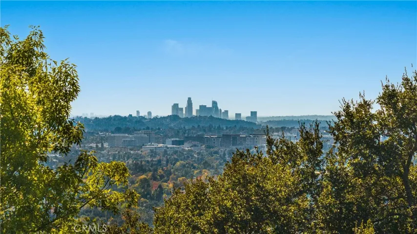 1701 Country Lane, Pasadena, California 91107
