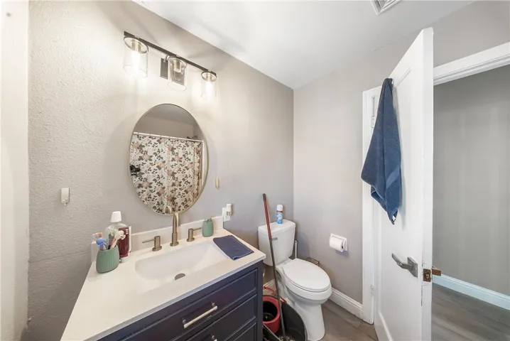 914 W Cambridge Avenue, Fresno, California 93705
